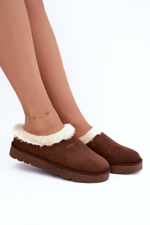 chaussons pour femmes avec fourrure en couleur marron foncé Inblu