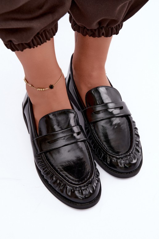mocassins vernis avec volants en couleur noire Hellenne