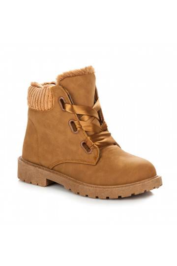 Bottes marron avec bottes en satin 2