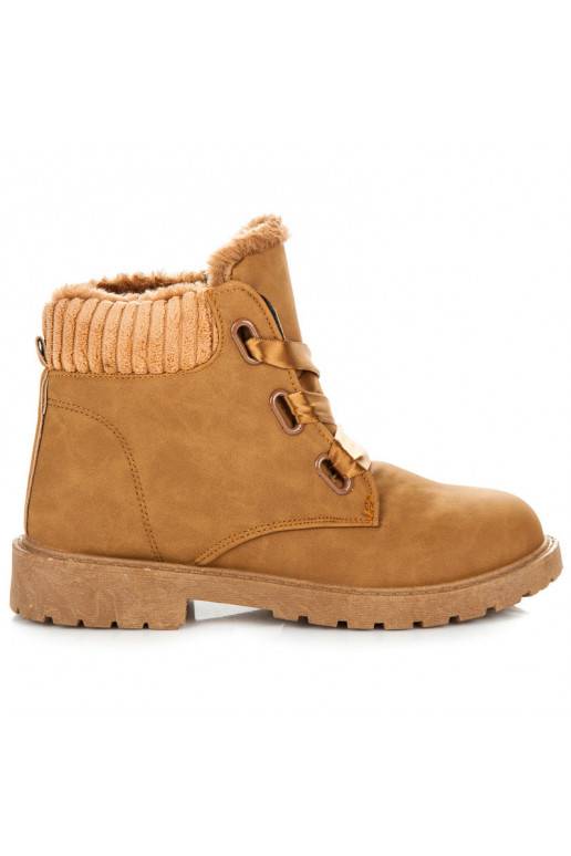 Bottes marron avec bottes en satin