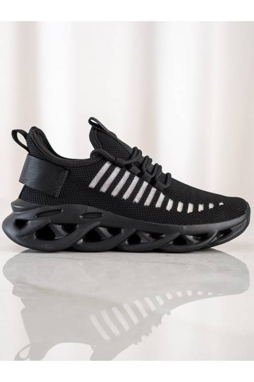 Baskets noires modèle chaussures MODE Baskets noires modèle chaussures MODE