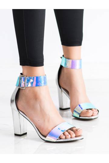 Sandales à talons avec...