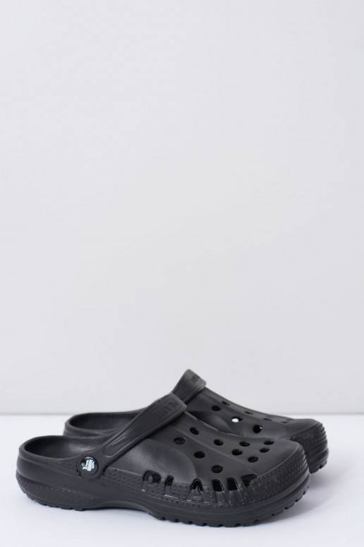 Les pantoufles sont noires