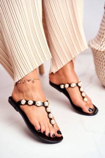 Chaussons élégants en caoutchouc de couleur noire avec perles