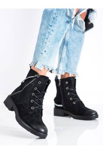 Bottines à talons décorés... 2