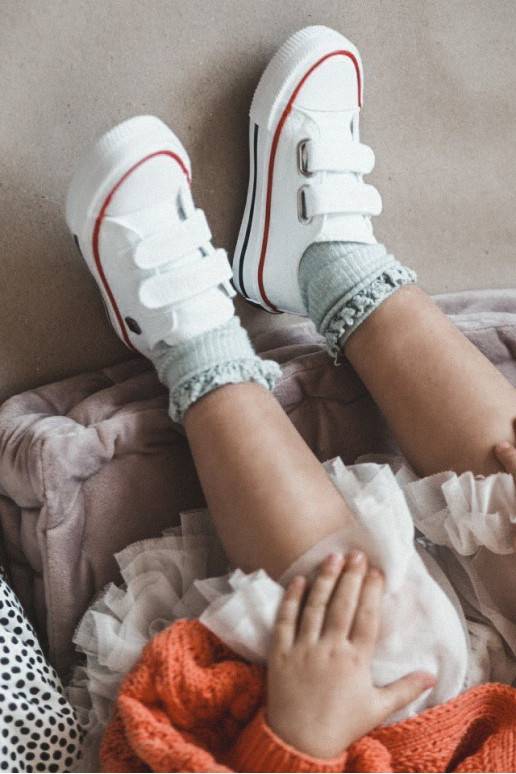 Chaussures de loisirs enfant à fermetures adhésives, coloris blanc