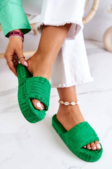 Chaussons à plateforme de couleur verte Lilly 2