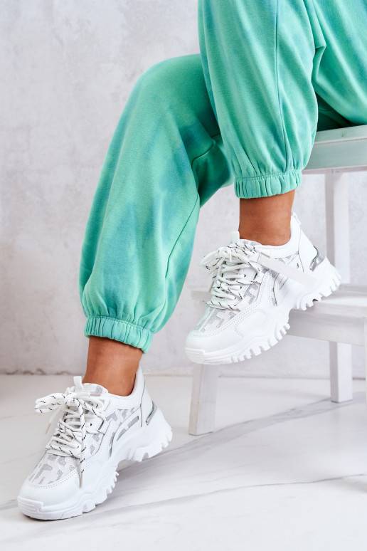 Chaussures modèle baskets à semelles massives à la mode de couleur blanche Your Style