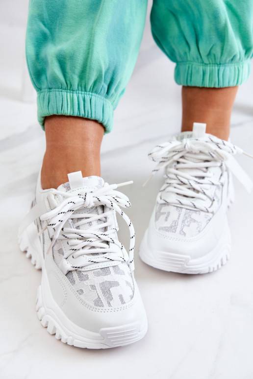 Chaussures modèle baskets à semelles massives à la mode de couleur blanche Your Style