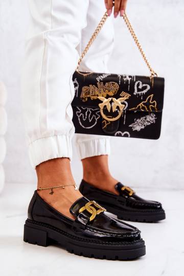 Chaussures effet cuir verni...