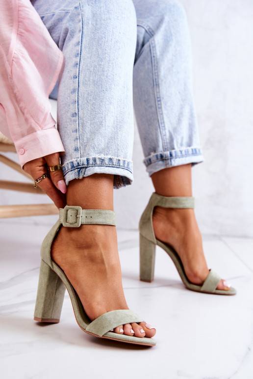 Sandales à talons en daim Jacqueline vert clair