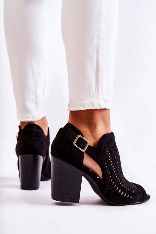 Bottines pour femmes à motifs Cut Out... Bottines pour femmes à motifs Cut Out...