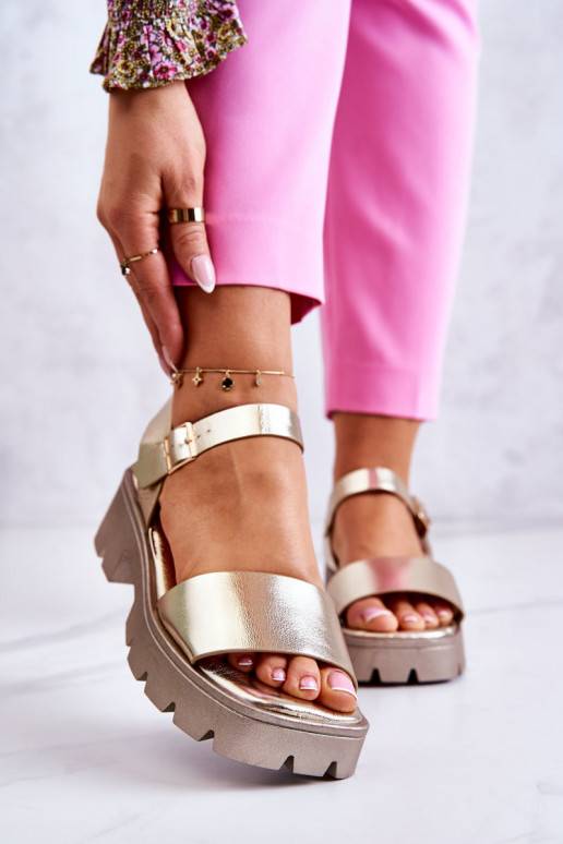 Sandales à talons pour femmes de couleur dorée Sovie
