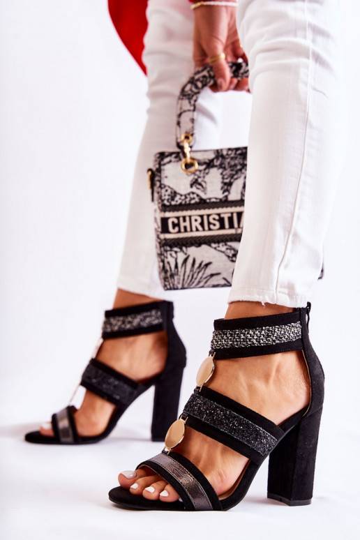 Sandales à talons pour femmes de couleur noire Laurita