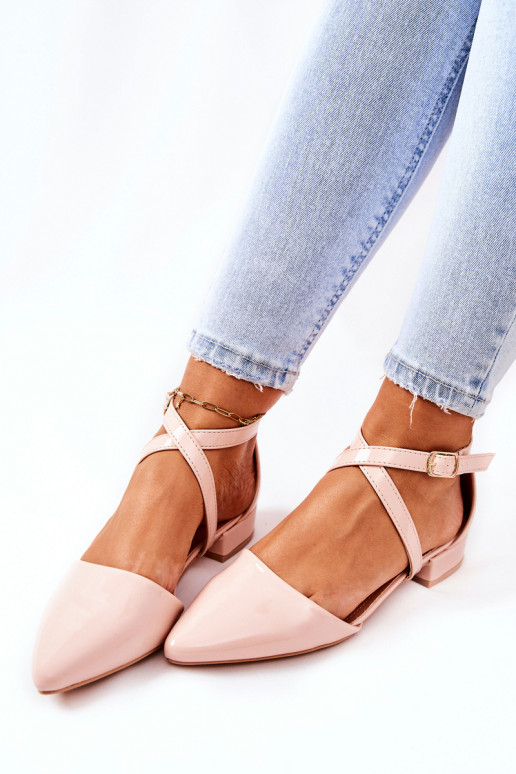 Chaussures à effet laqué