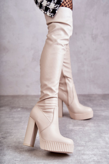 Chaussures longues beiges à plateforme