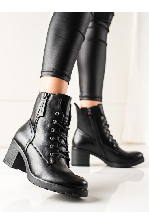 Bottes décontractées à lacets noires... Bottes décontractées à lacets noires...