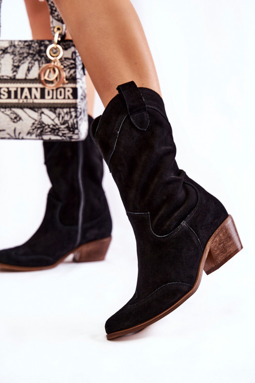 Bottines cowboy en daim Chaussures... Bottines cowboy en daim Chaussures...