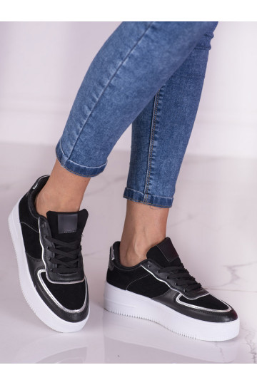 Chaussures femme plateforme haute couleur noir avec lacets Shelovet 2