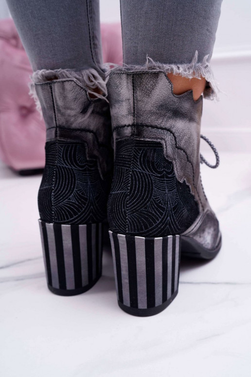 Boots femme en cuir naturel Gris