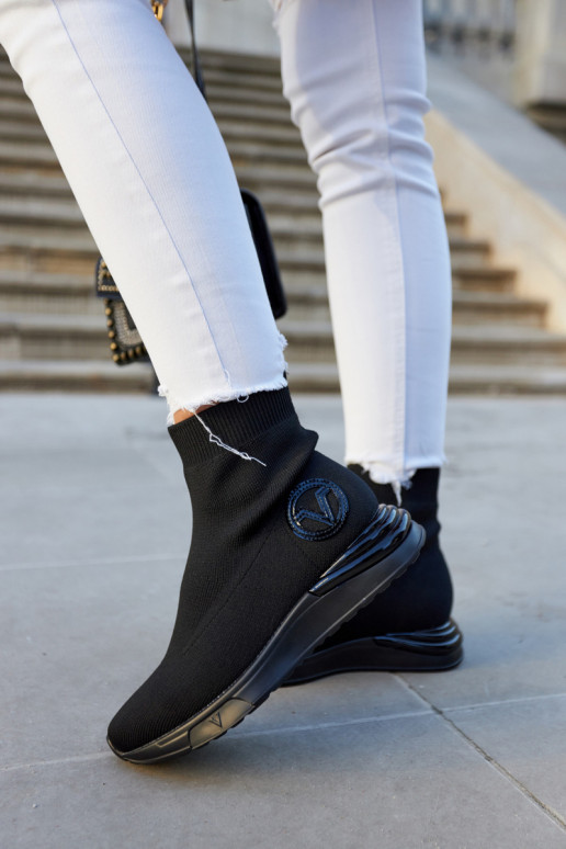 Chaussures de sport en textile noires... Chaussures de sport en textile noires...