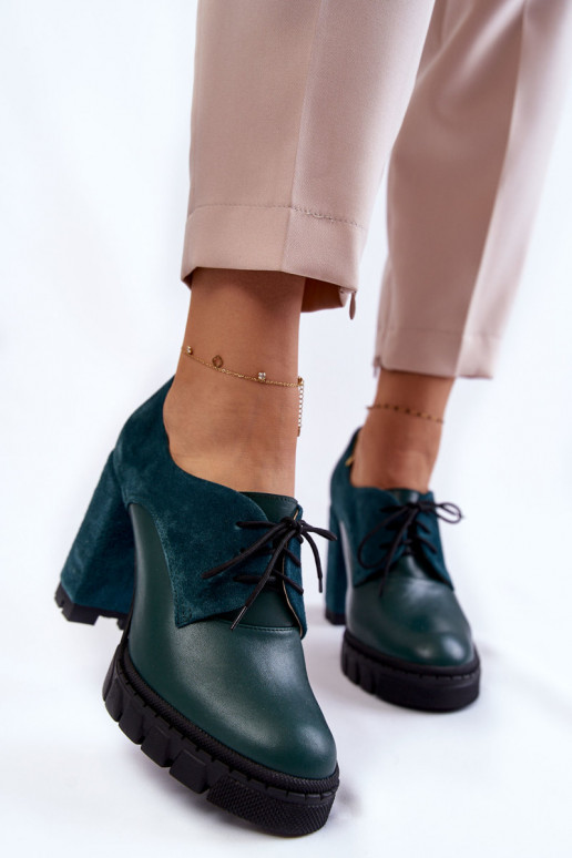 Bottines en daim à plateforme en vert Carisa