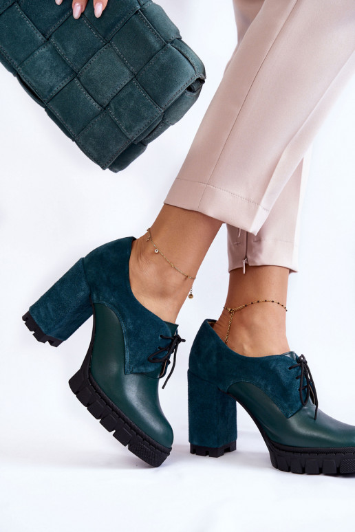 Bottines en daim à plateforme en vert Carisa