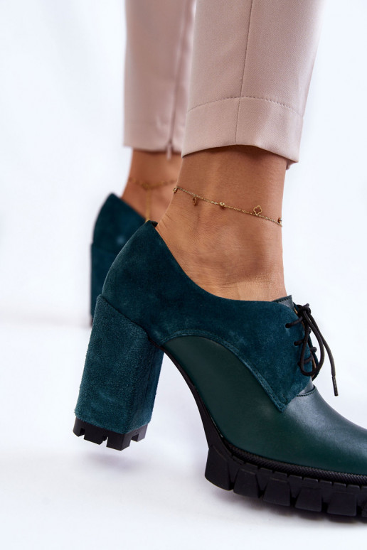Bottines en daim à plateforme en vert Carisa