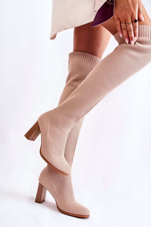 Chaussures longues modèle classique à talons de couleur beige Laossi
