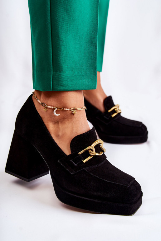 Bottines en daim noir par Laura Messi