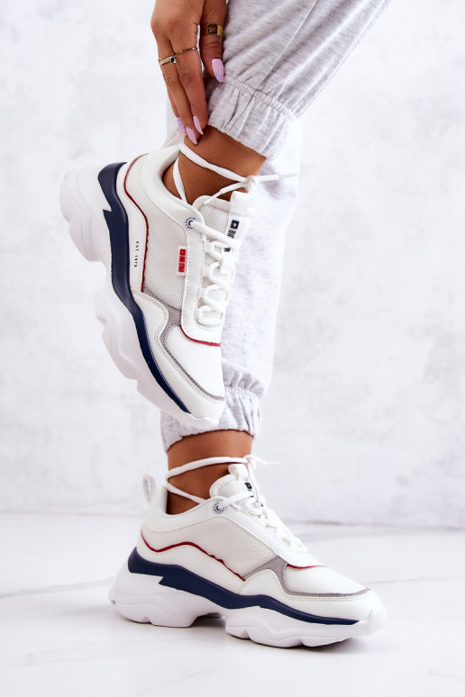 Loisirs - chaussures de sport...