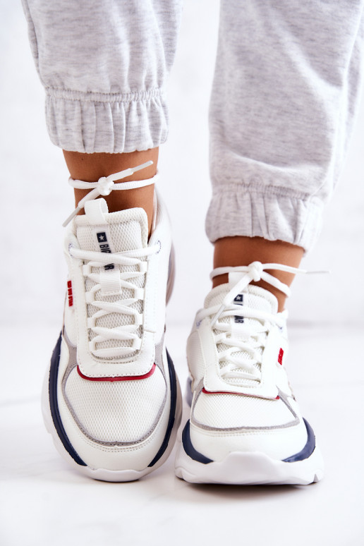 Loisirs - chaussures de sport...