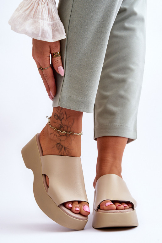 Chaussons femme couleur sable Lucami avec plateforme