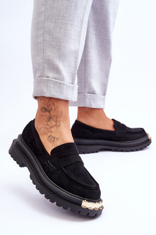 Mocassins modèle classique en daim... Mocassins modèle classique en daim...