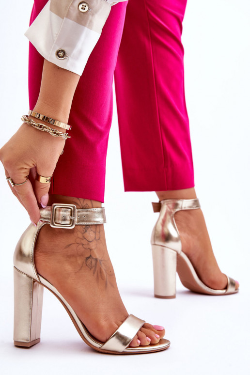 Chaussures à talons dorés Georgina Chaussures à talons dorés Georgina