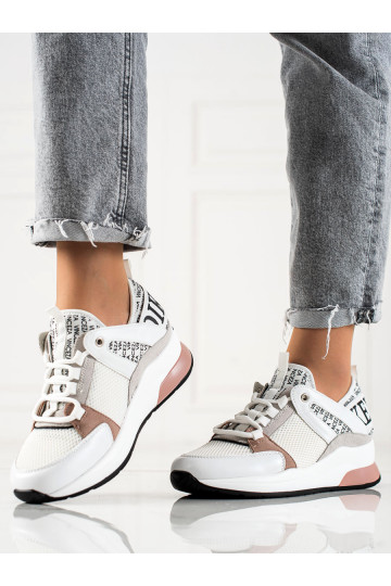 Chaussures casual femme...