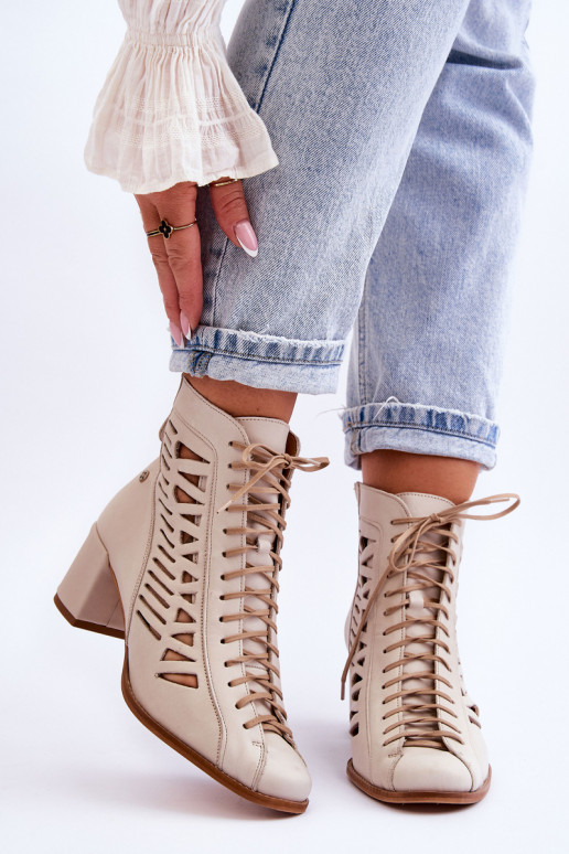 Bottines ajourées de modèle exclusif pour femme de couleur ivoire