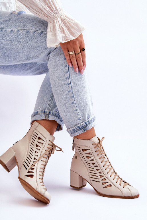 Bottines ajourées de modèle exclusif pour femme de couleur ivoire