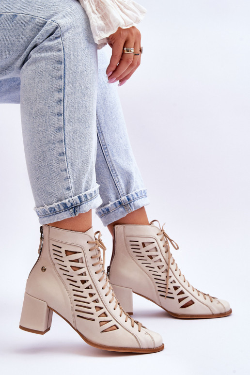 Bottines ajourées de modèle exclusif pour femme de couleur ivoire
