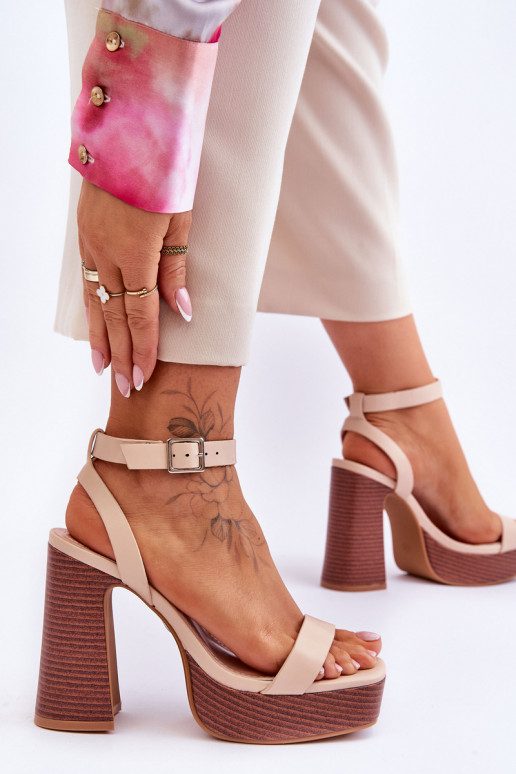 Sandales à plateforme pour femmes de couleur beige Marina