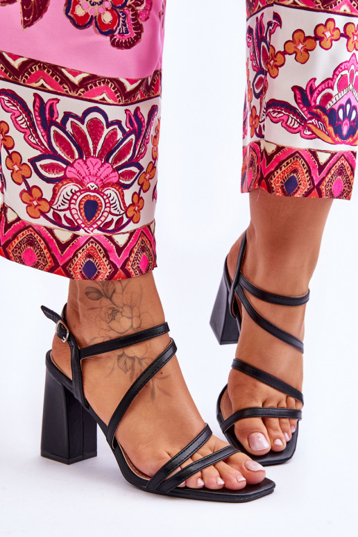 Sandales noires Florentina à talons Sandales noires Florentina à talons