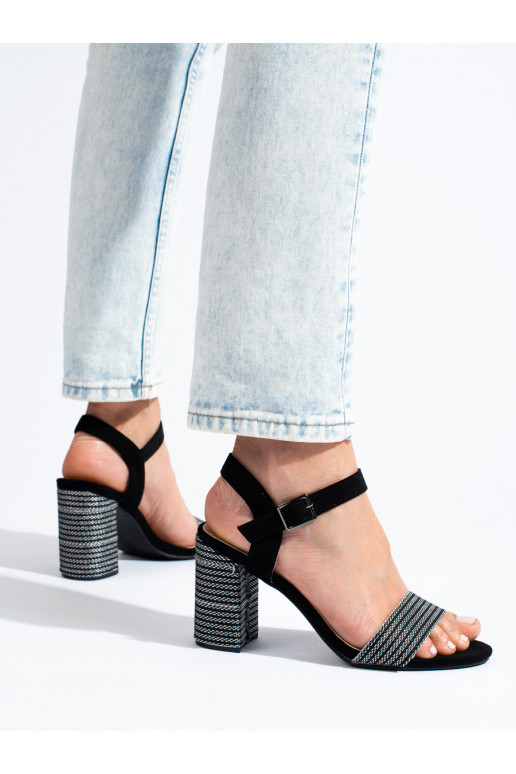 Chaussures noires Shelovet à talons... Chaussures noires Shelovet à talons...