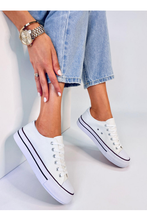 Baskets femme modèle classique FARGIS...