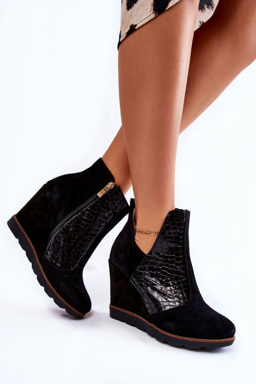 Bottines en Daim avec plateforme de couleur noir Alda