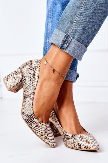 Chaussures de couleur or avec motifs serpent 2
