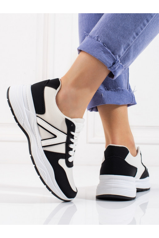 Chaussures de sport de couleur blanche Shelovet