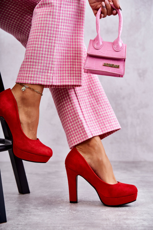 Modèle classique Chaussures en daim à... Modèle classique Chaussures en daim à...