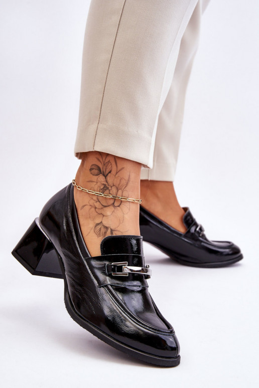 Chaussures laquées de couleur noire Damira