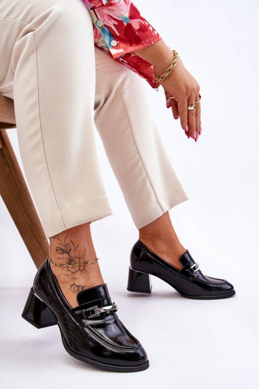 Chaussures laquées de couleur noire Damira