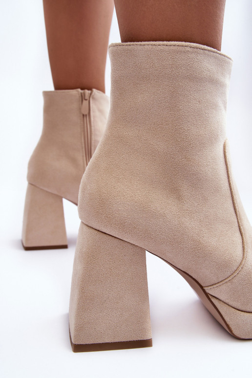 Bottes en daim à talons larges Abnous ivoire